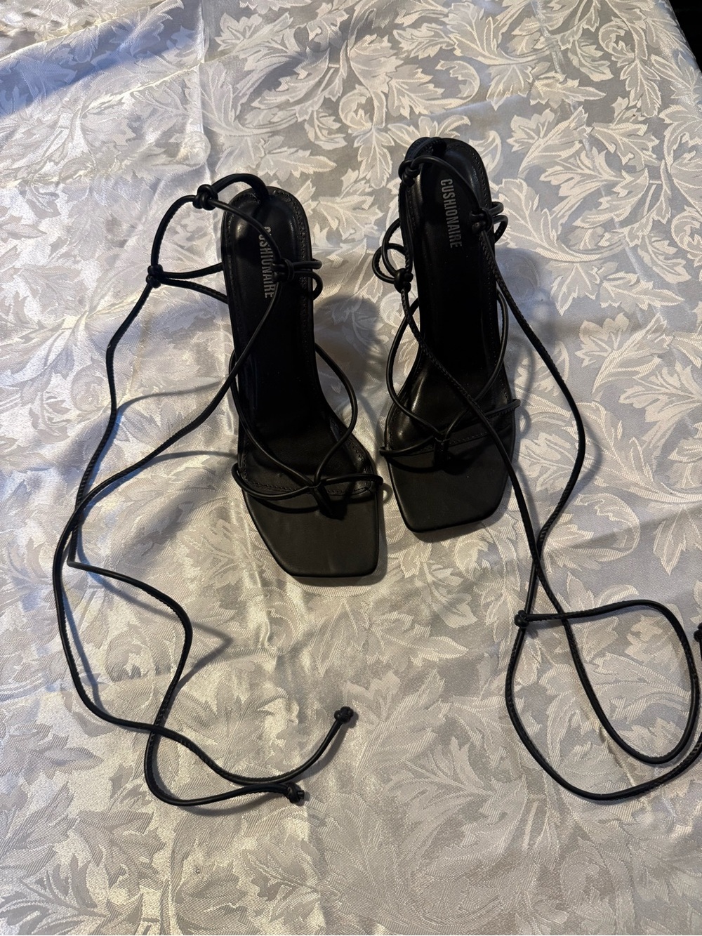 Belaire by Cushionaire Memory Foam Black Lace-Up Strappy Heels Size 8